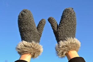 hands